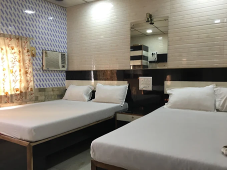 1 x Room with 4 beds